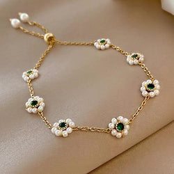 Elegant Pearl Flower Bracelet